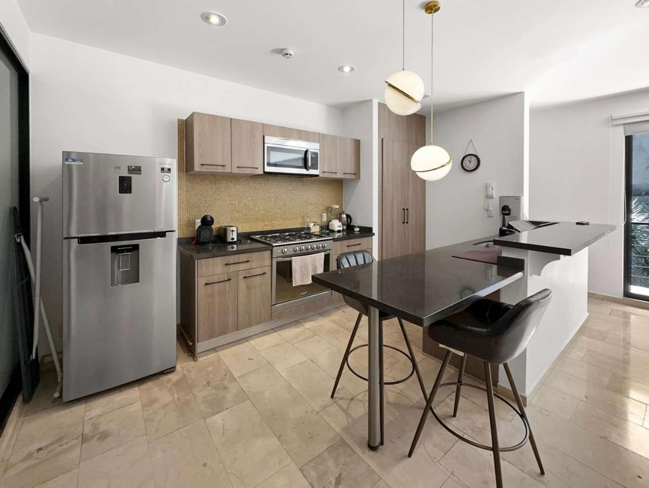 20-202 Elegant 2br-roma Norte Parking 24-7 Security Apartment Mexico City